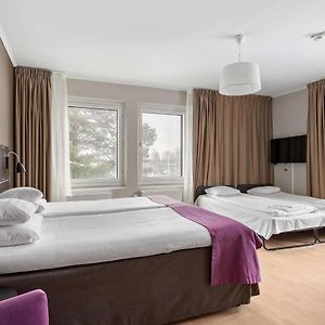 Familien-Zimmer